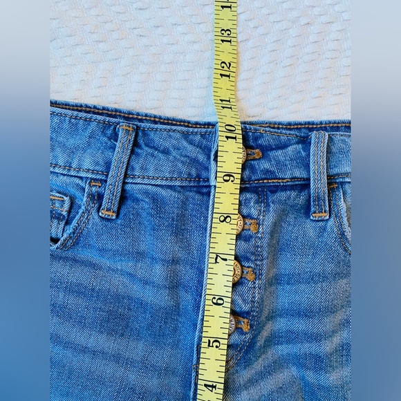 High-rise button fly cuffed denim shorts by Old Navy Size 2 - Picture 6 of 8